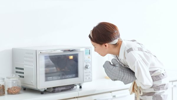 Chất liệu lò vi sóng