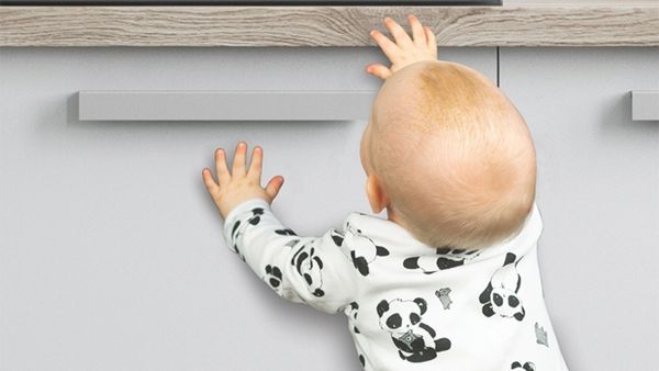 Khóa trẻ em máy rửa bát